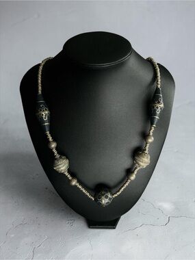 💖 Mixed Metal Beaded Statement Necklace 💖
